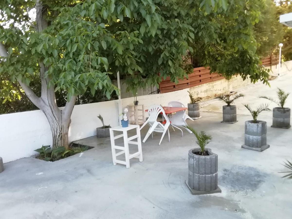 P.S.N. Platres Apartment Luaran gambar